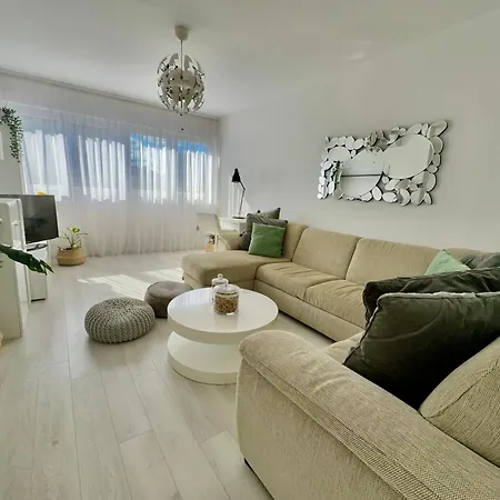 Lucee Apartment *